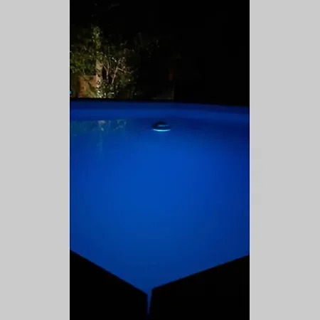 Logement 2/4 Pers Jardin /Piscine Milly La Foret Apartment Milly-la-Foret
